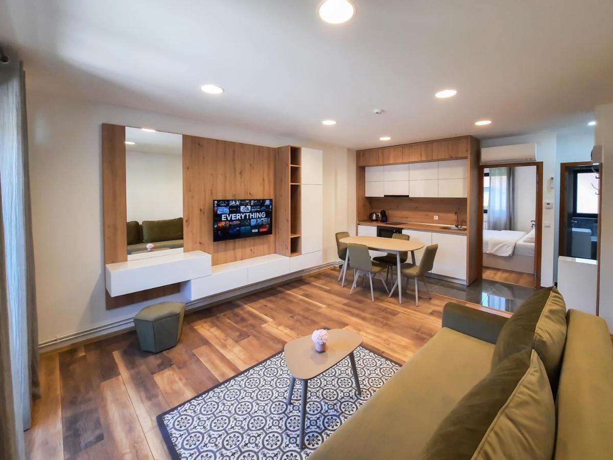 Royal Maison Apartment *
